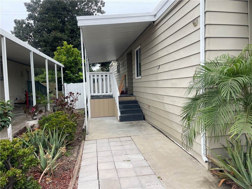 12861 West - Photo 1