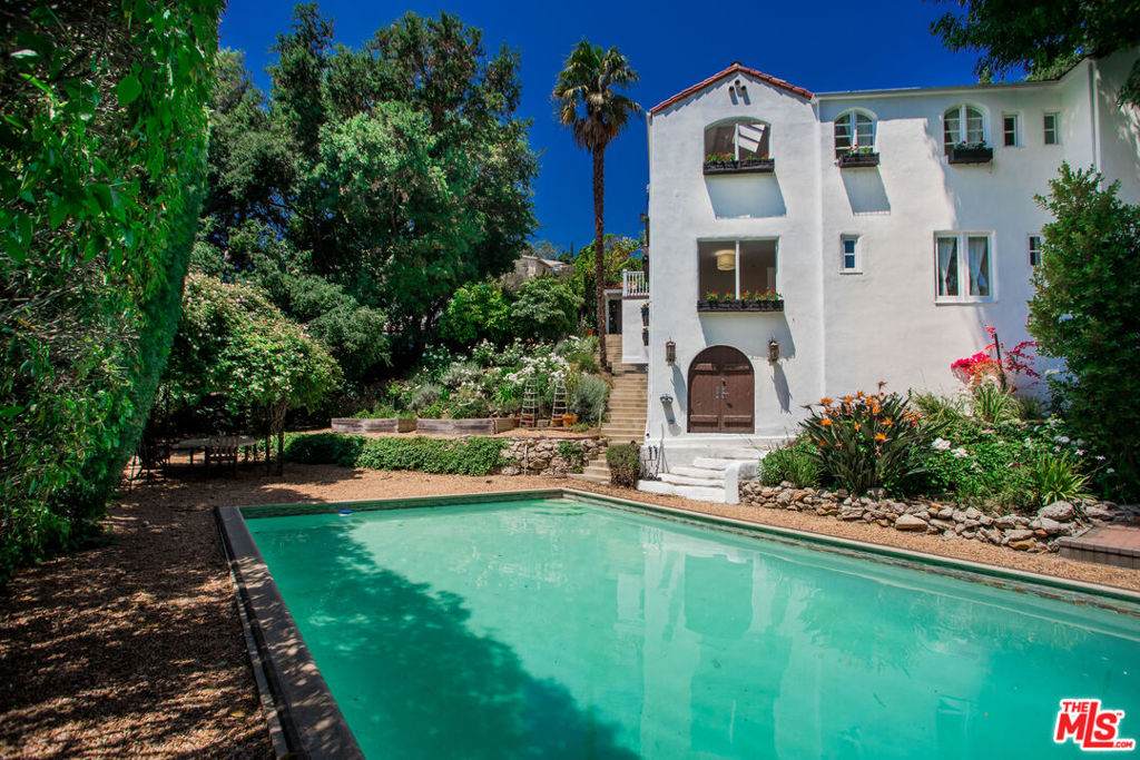 2928 Westbrook Avenue - Photo 1