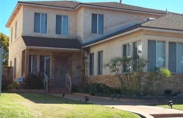 1724 Crescent Heights - Photo 1