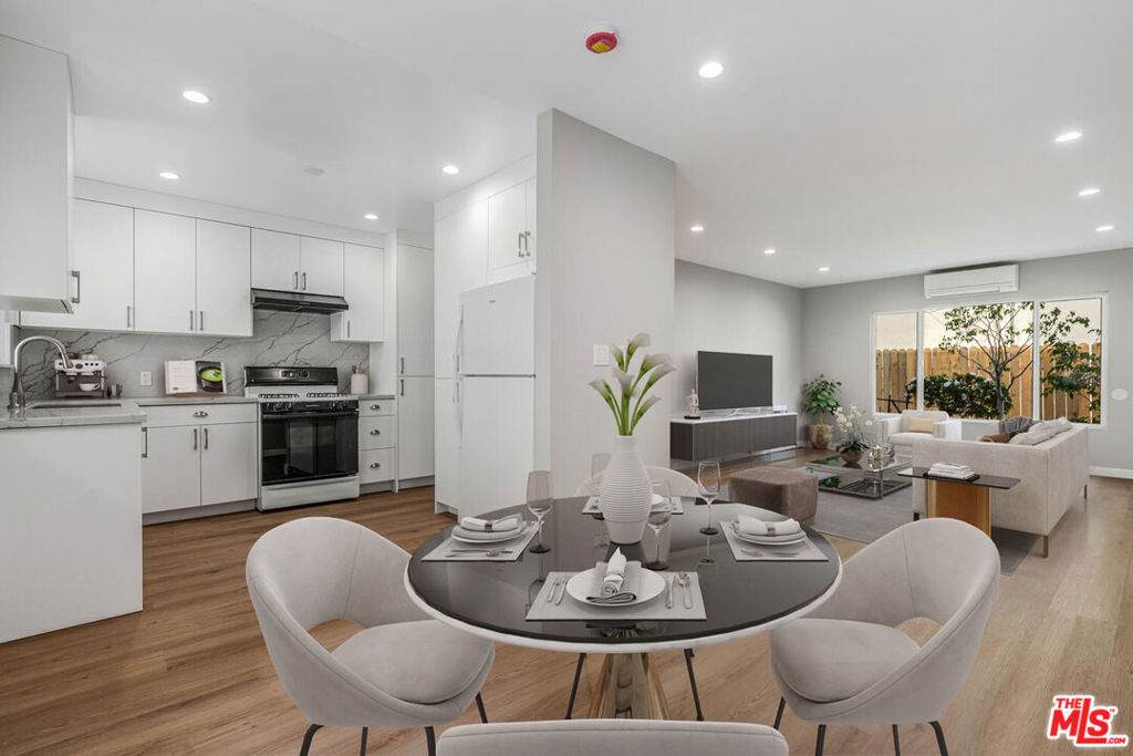 4023 Lincoln Avenue - Photo 1