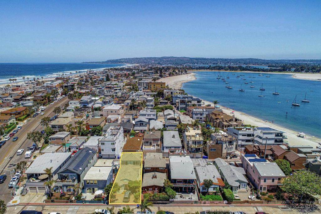 814 816 San Luis Rey Place - Photo 1