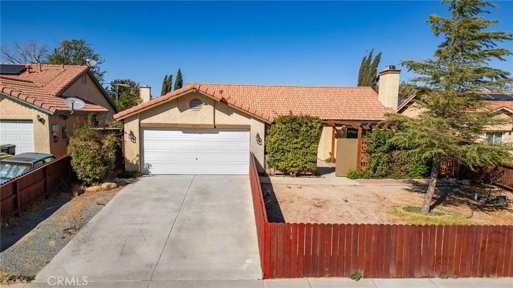 3331 Kellie - Photo 1