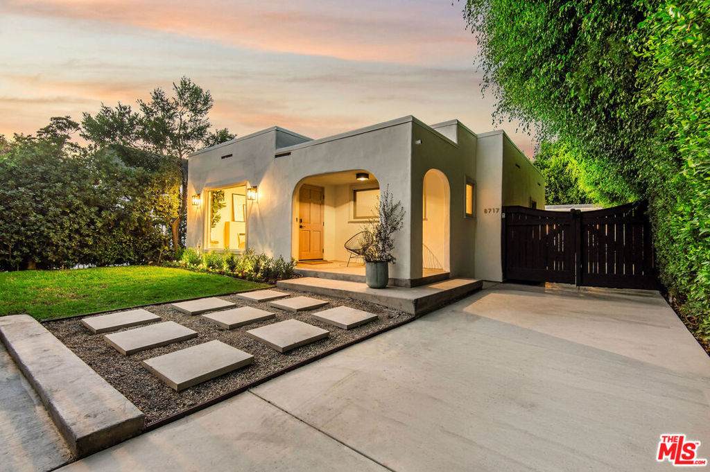 8717 Dorrington Avenue - Photo 1