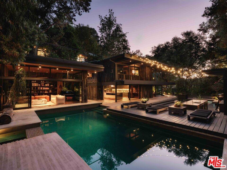 2563 Nichols Canyon Road - Photo 1