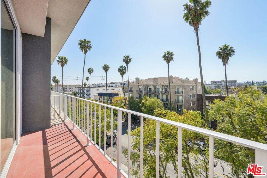 https://bt-photos.global.ssl.fastly.net/socal/orig_boomver_1_401928234-2.jpg