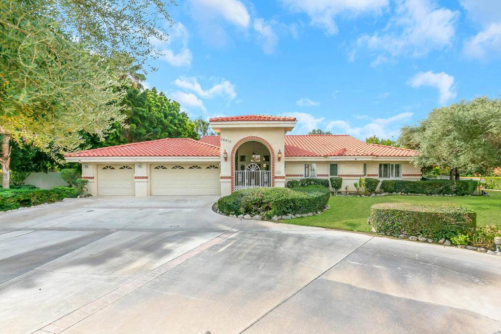 79915 Bermuda Dunes Drive - Photo 1