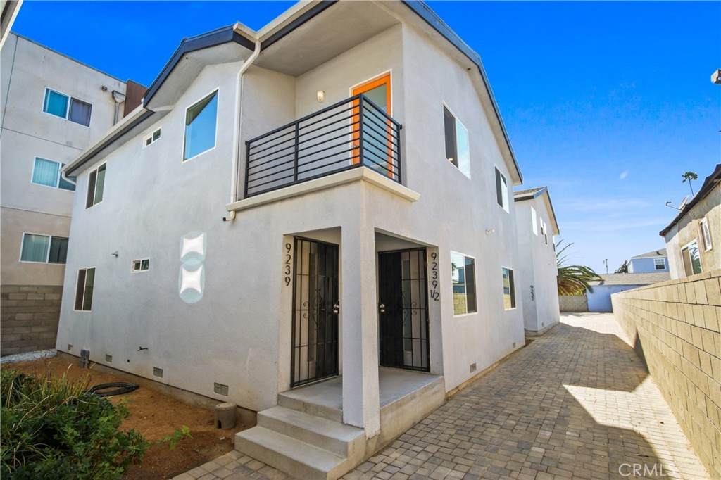 9241 Firth - Photo 1