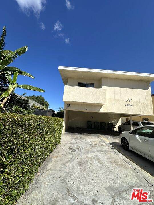 4835 Pickford Street - Photo 1