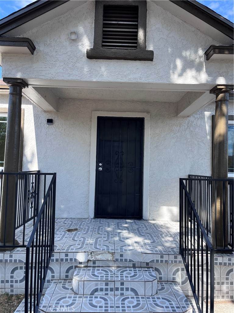 2853 6th Street - Photo 1