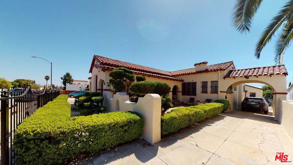 2426 Fairmount Street - Photo 1