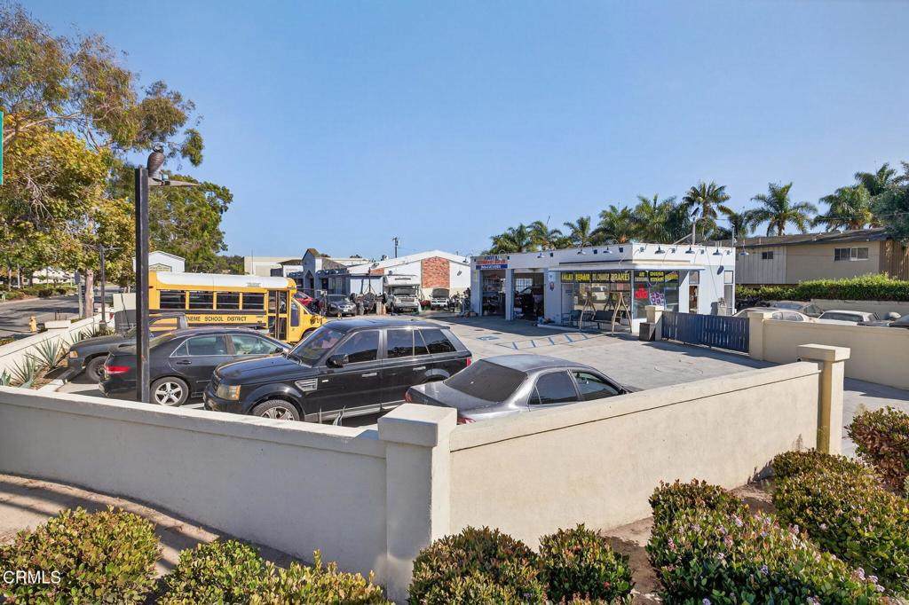 https://bt-photos.global.ssl.fastly.net/socal/orig_boomver_1_402038871-2.jpg