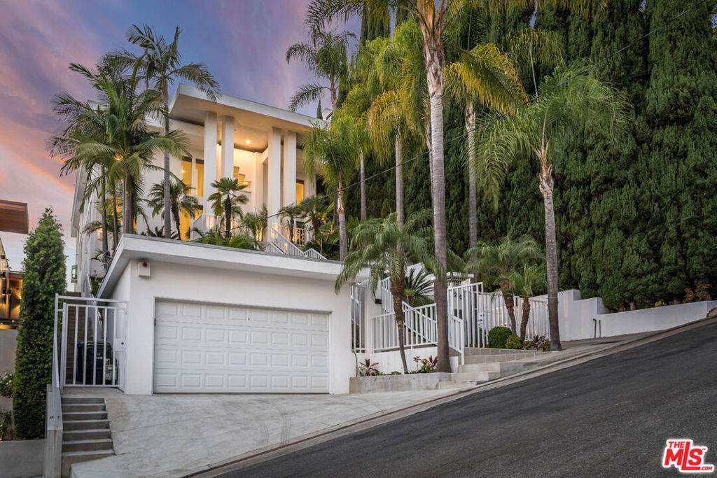 1255 Hilldale Avenue - Photo 1