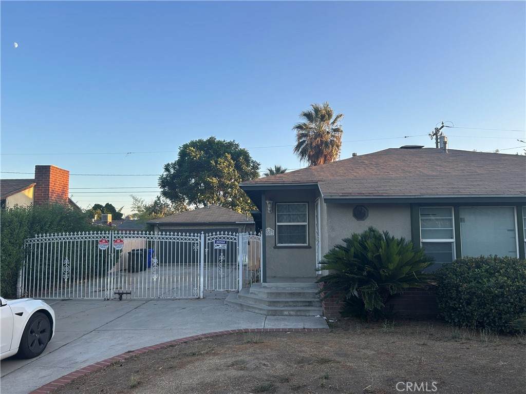 25573 18th Street - Photo 1