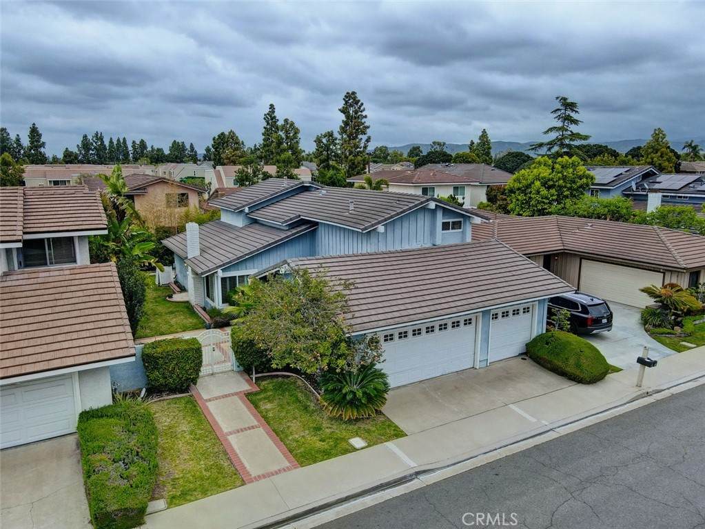 8 Sparrowhawk - Photo 1