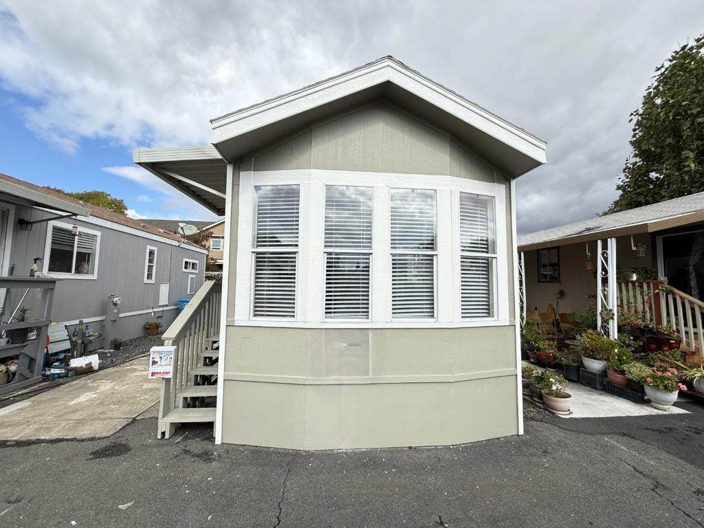 111 El Crystal Drive - Photo 1