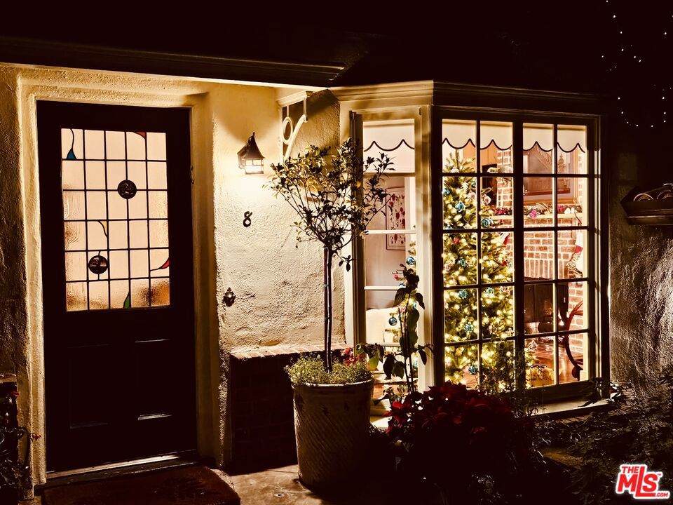 10966 Strathmore Drive - Photo 1