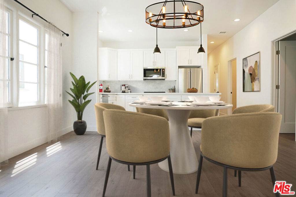 425 Stanley Avenue - Photo 1