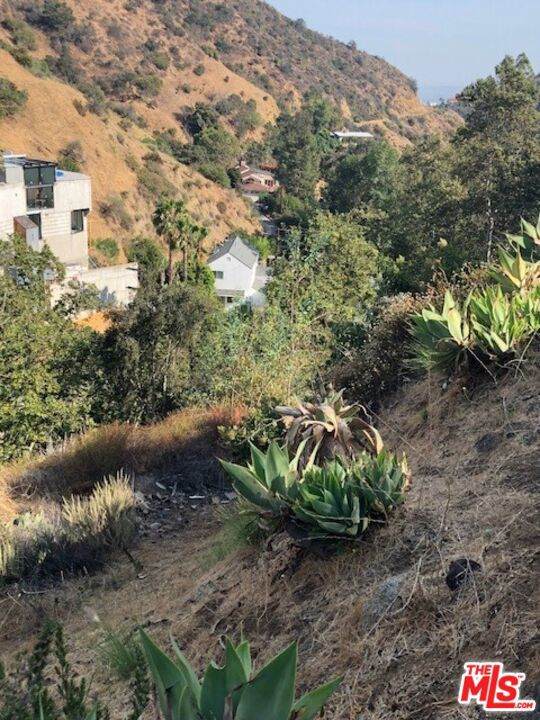 https://bt-photos.global.ssl.fastly.net/socal/orig_boomver_1_402176977-2.jpg