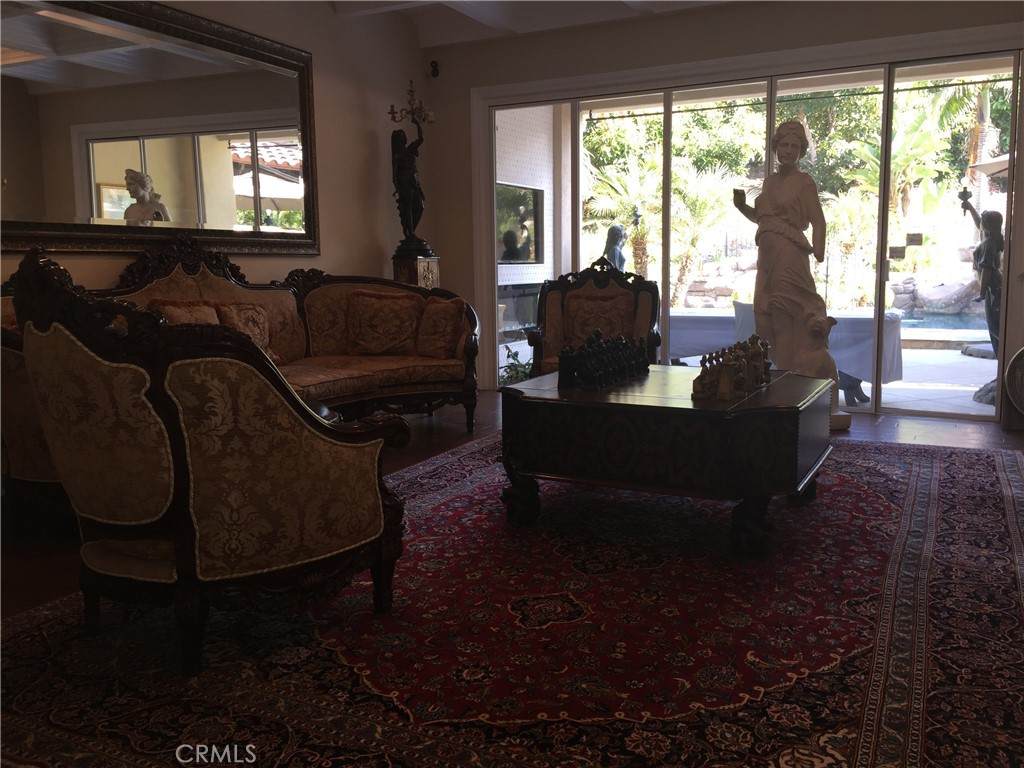 10715 Plumas Way - Photo 1