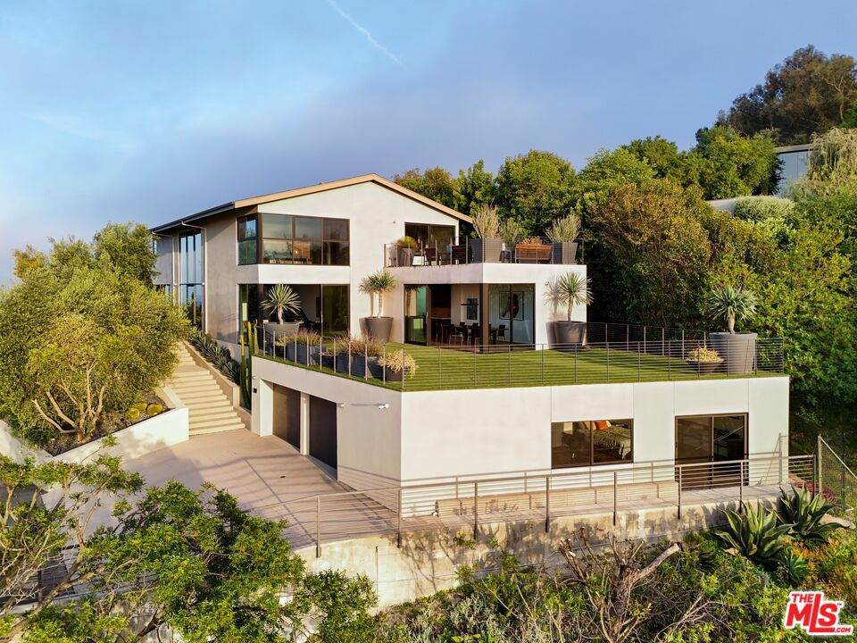 3337 Beverly Ranch Road - Photo 1