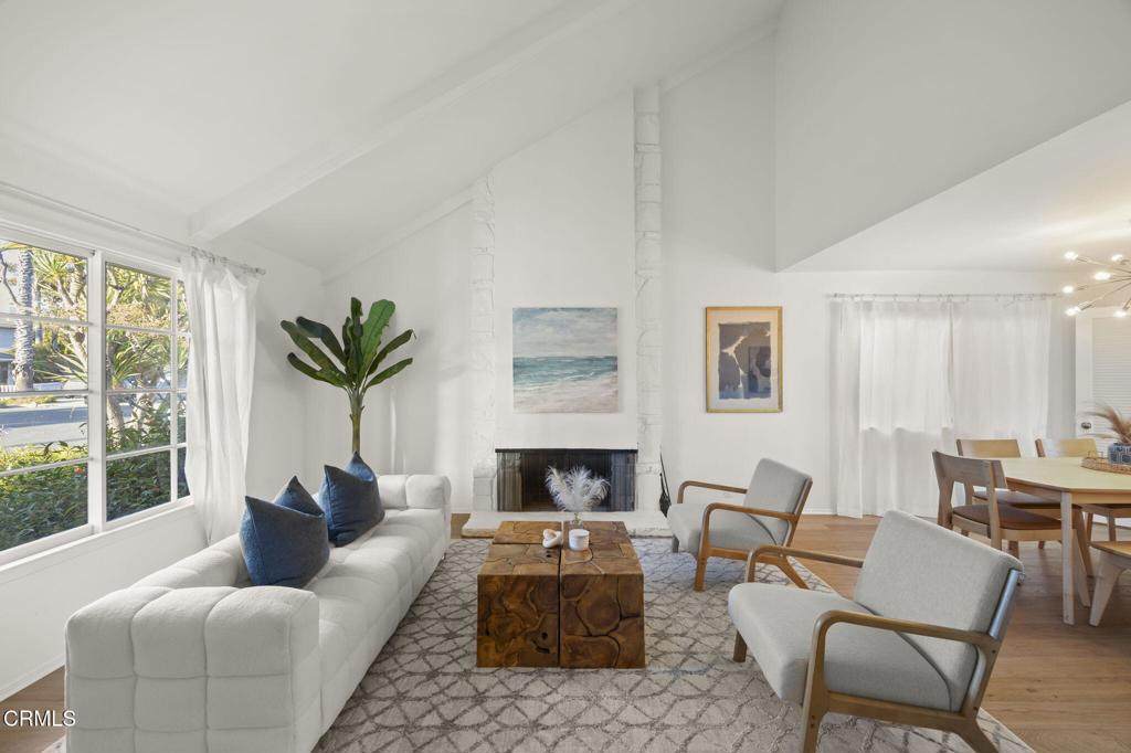 1138 Bonita Court - Photo 1