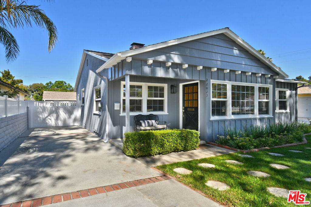 22025 De La Osa Street - Photo 1