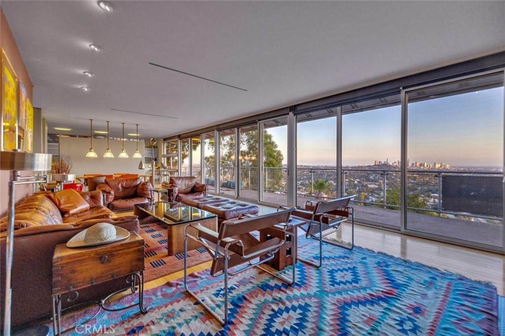 4022 Braeburn Way - Photo 1