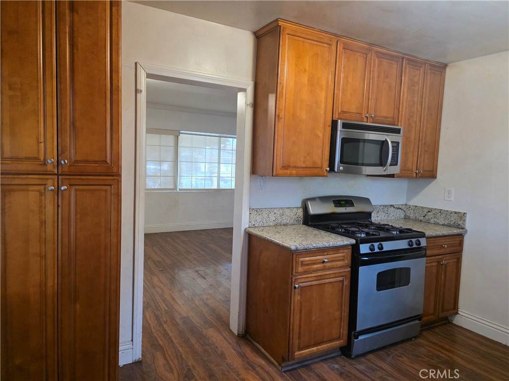 1110 Cubbon - Photo 1