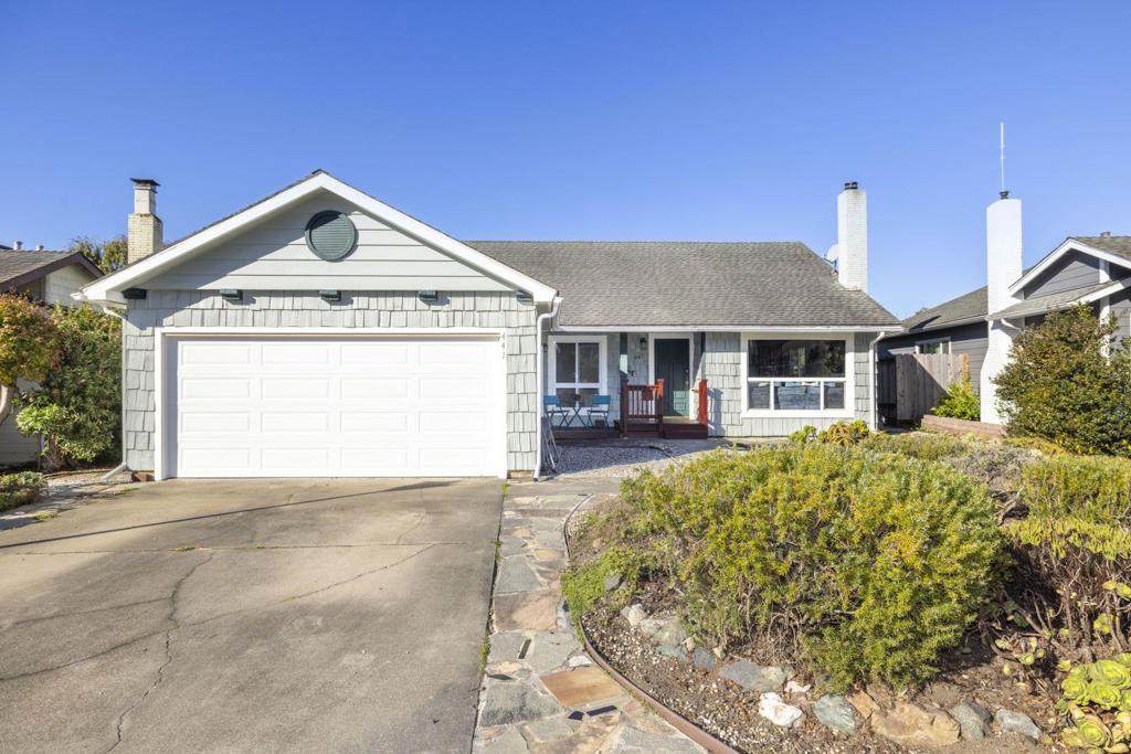 441 Bridgeport Drive - Photo 1