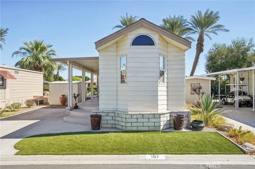 81620 Avenue 49 - Photo 1