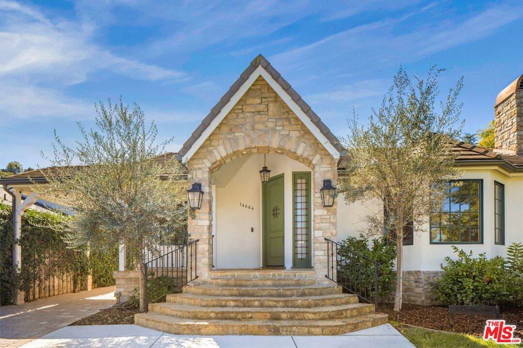 14664 Valley Vista Boulevard - Photo 1