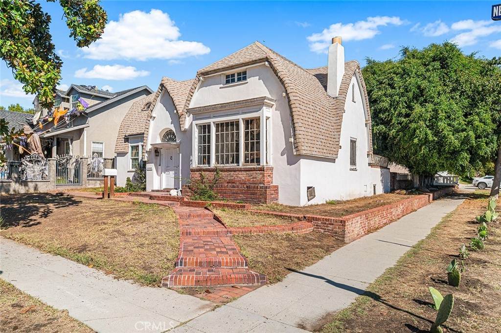 2000 New Hampshire - Photo 1