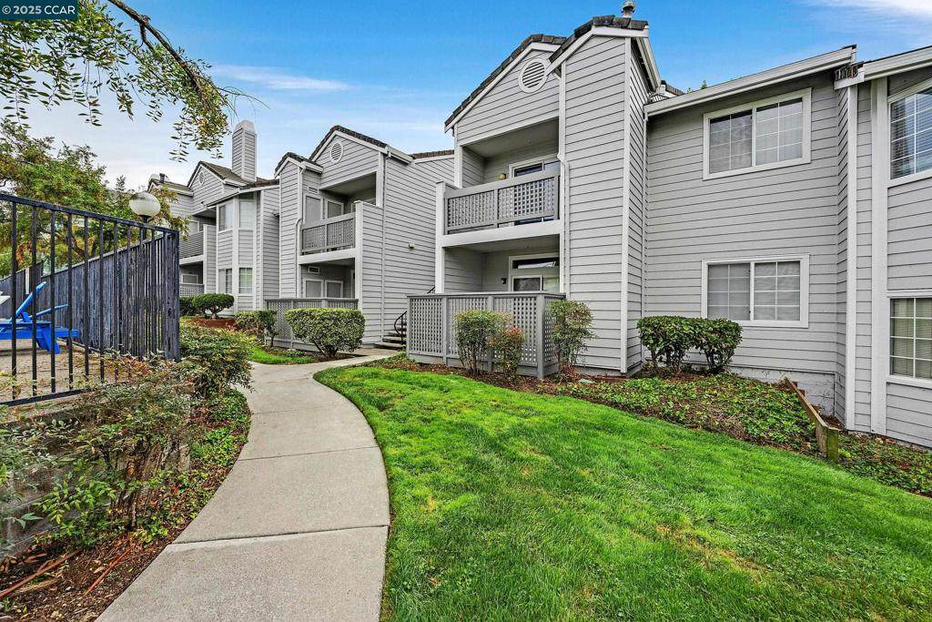 603 Waterford Pl - Photo 1