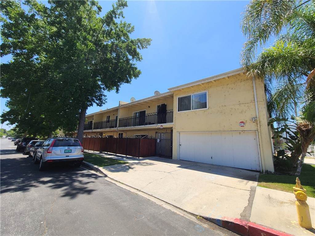 5030 Sepulveda - Photo 1