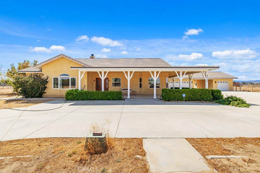 8320 Avenue D10 - Photo 1