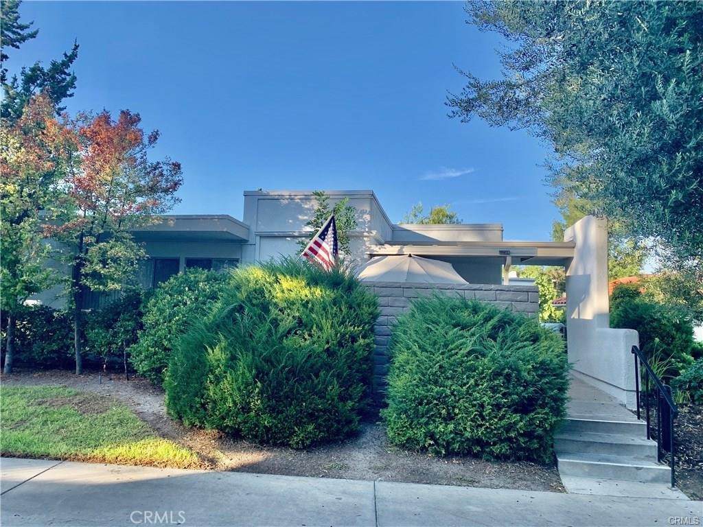 2276 Via Mariposa East - Photo 1