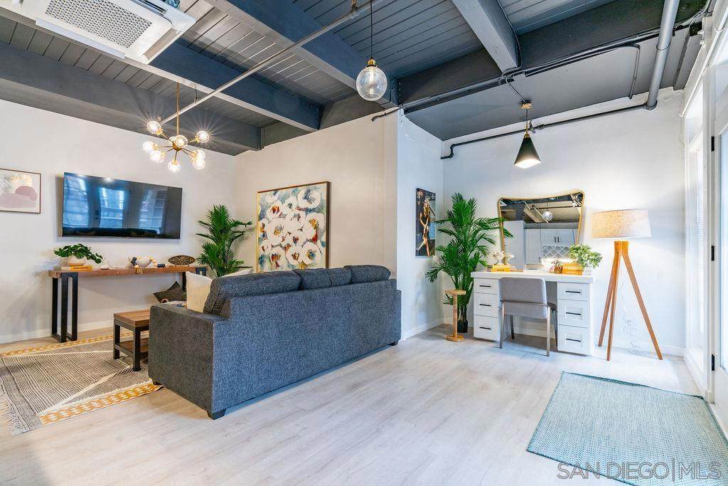 1298 Prospect Street - Photo 1