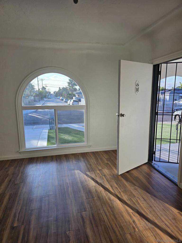 https://bt-photos.global.ssl.fastly.net/socal/orig_boomver_1_402728091-2.jpg