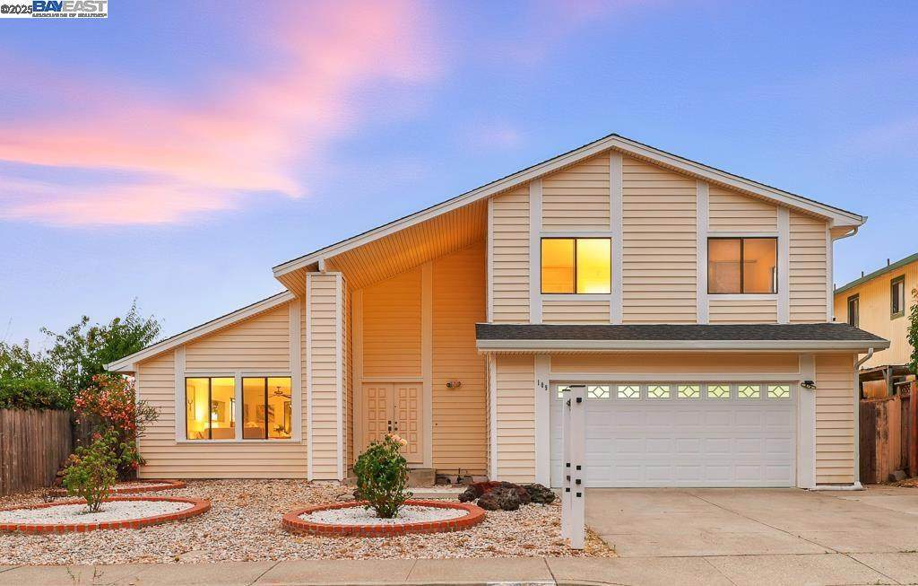 109 Oak Ct - Photo 1