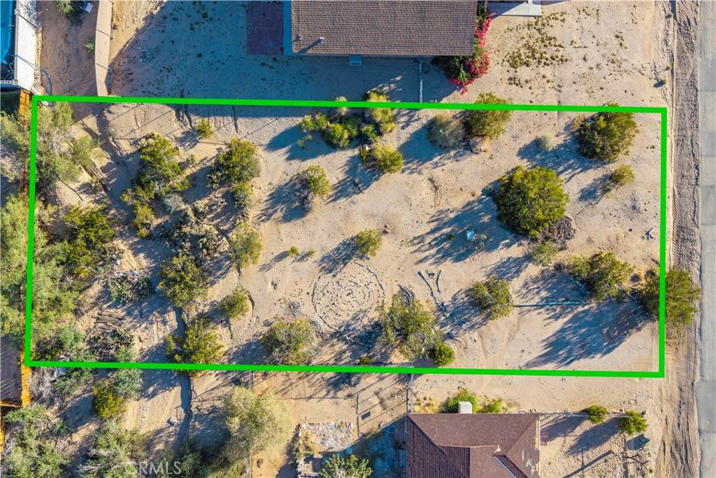 6972 49 Palms Avenue - Photo 1