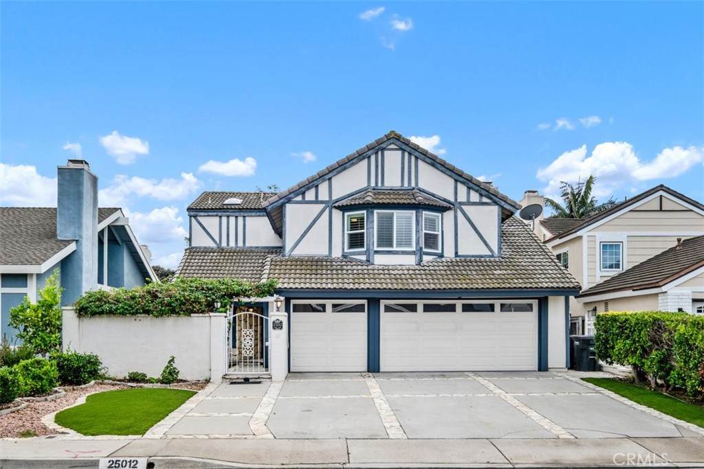 25012 Carol Lane - Photo 1