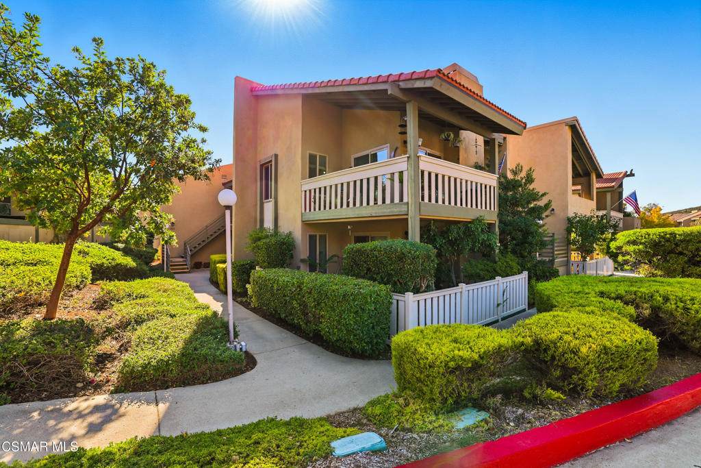 245 Oakleaf Drive - Photo 1