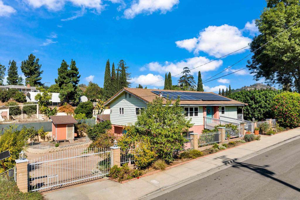 8686 Echo Dr - Photo 1