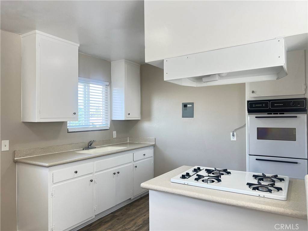 4920 Maine Avenue - Photo 1