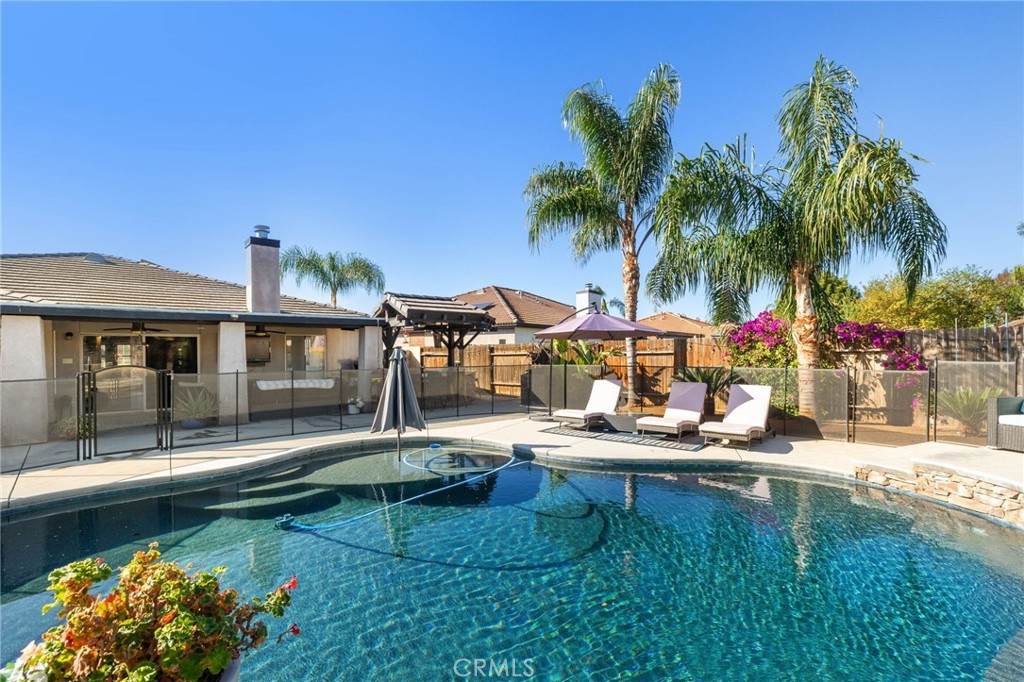 9804 Anaparno - Photo 1