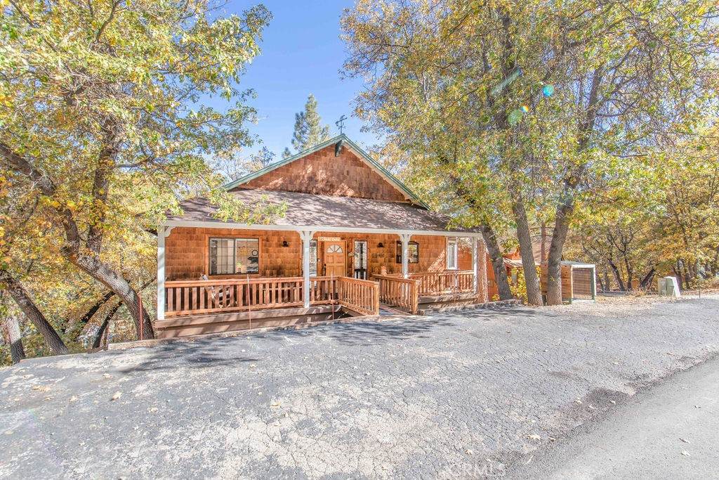 1416 Klamath Road - Photo 1