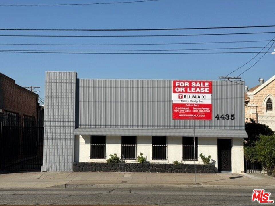 4435 Santa Fe Avenue - Photo 1