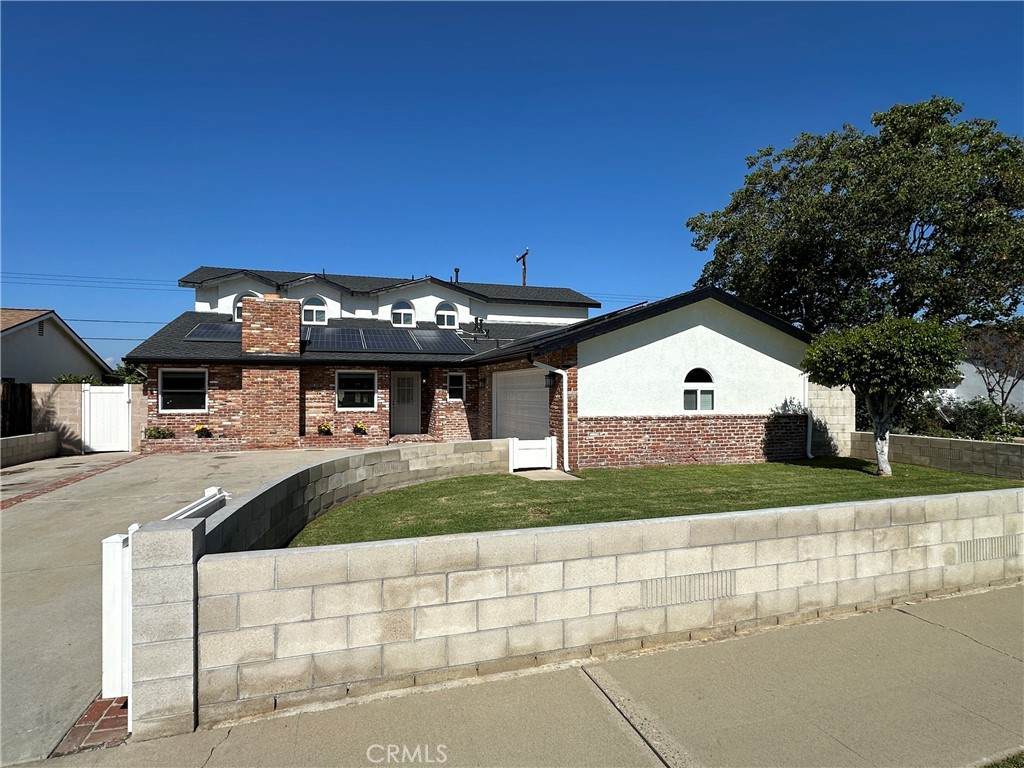 2331 Adams - Photo 1