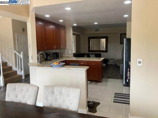 300 Eagle Nest Ln - Photo 1