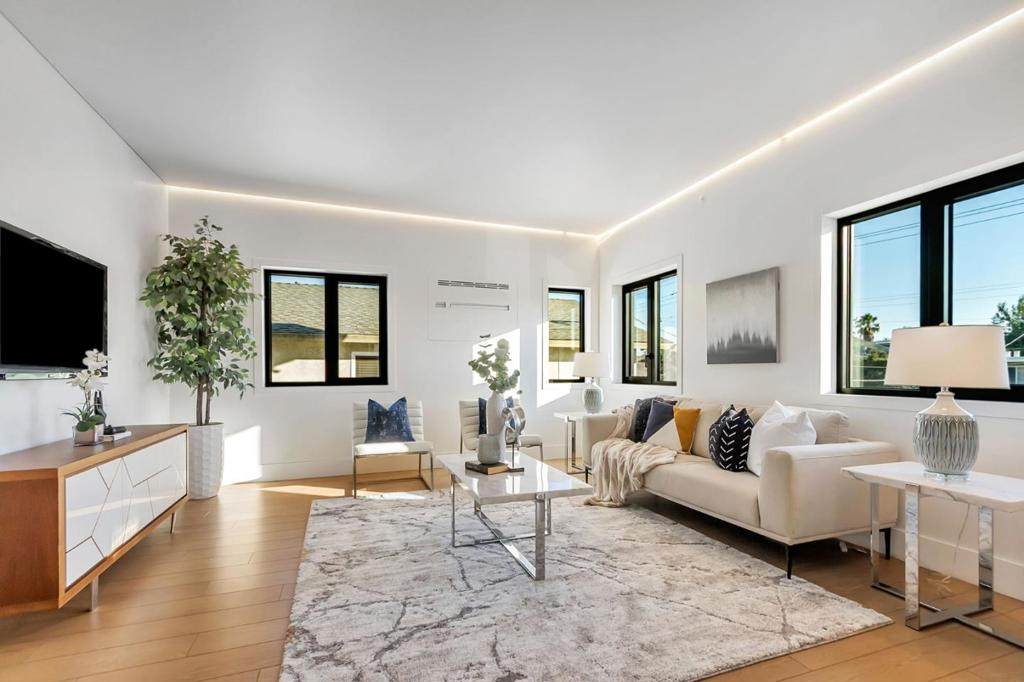 33852 11th Street - Photo 1